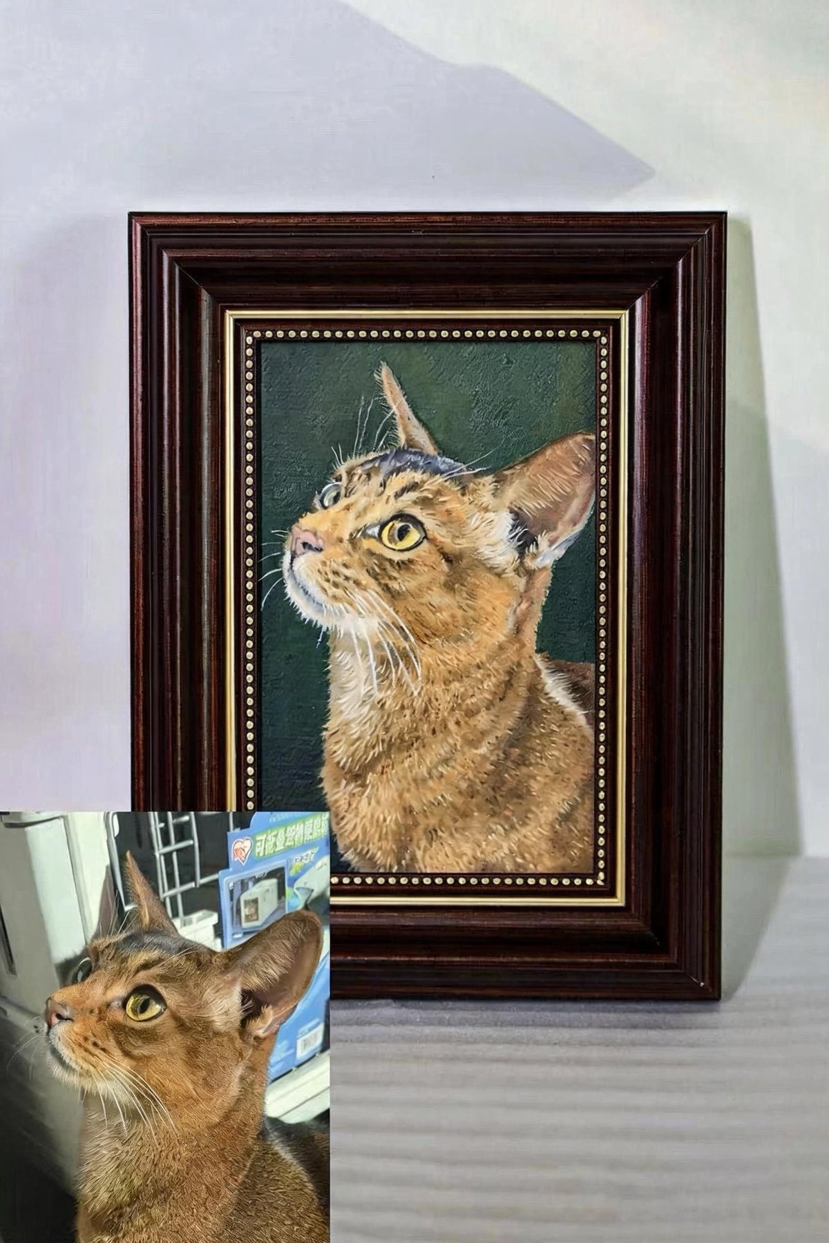 Hand-painted cat portrait in oil — 7 inch